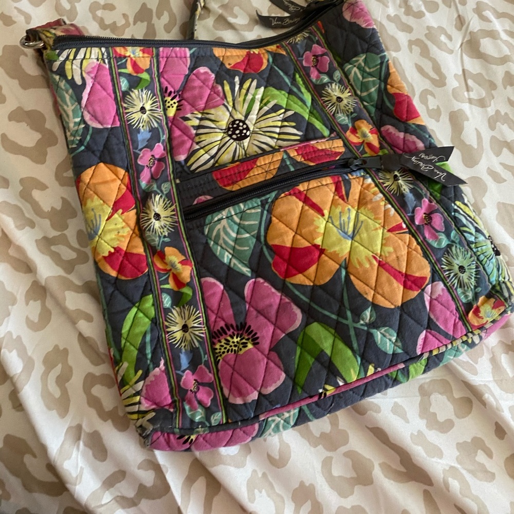 Vera Bradley Purse 
worn a few times
#verabradley